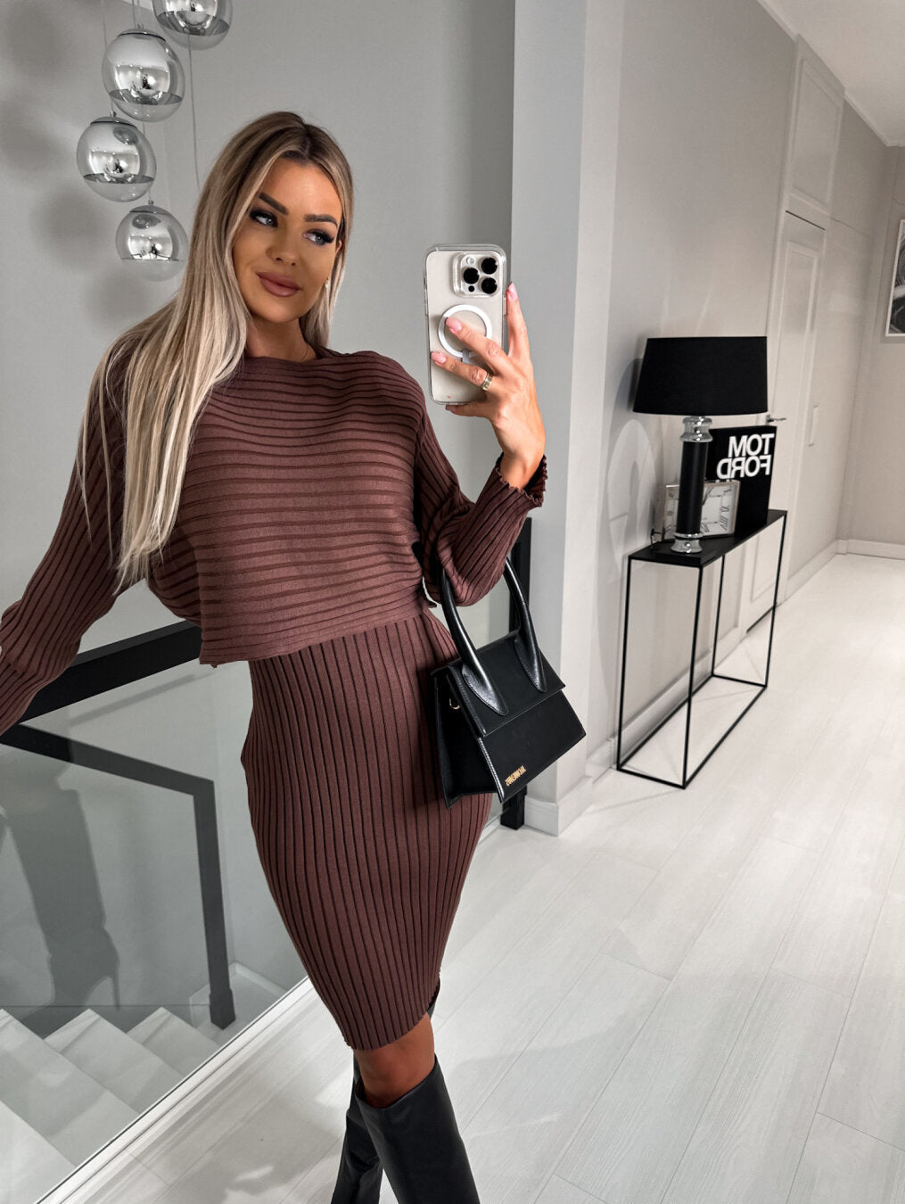 Women's Two-Piece Set – Elegance & Warmth