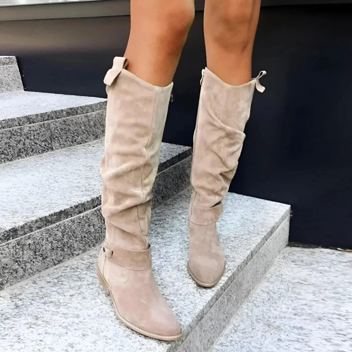Women's Versatile Day-to-Night Boots - Sleek & Structured