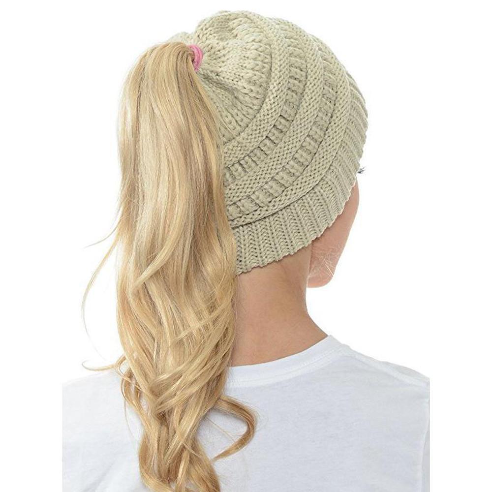 Women's Winter Beanie with Ponytail Hole – Soft and Casual